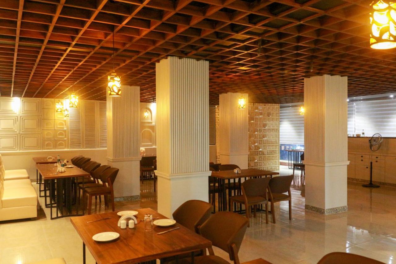 Itānagar Hotel Obsidian Blue מראה חיצוני תמונה