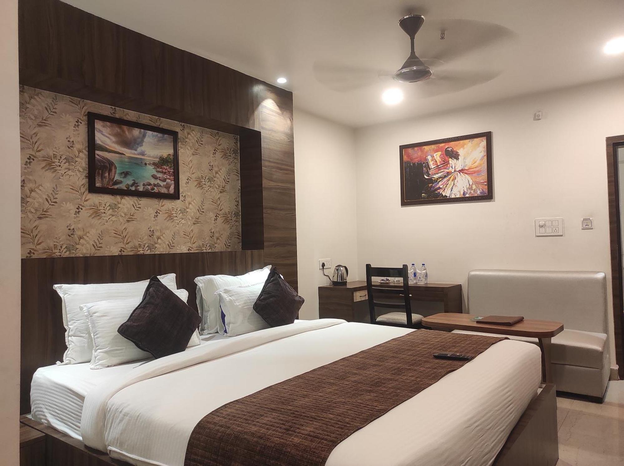 Itānagar Hotel Obsidian Blue מראה חיצוני תמונה