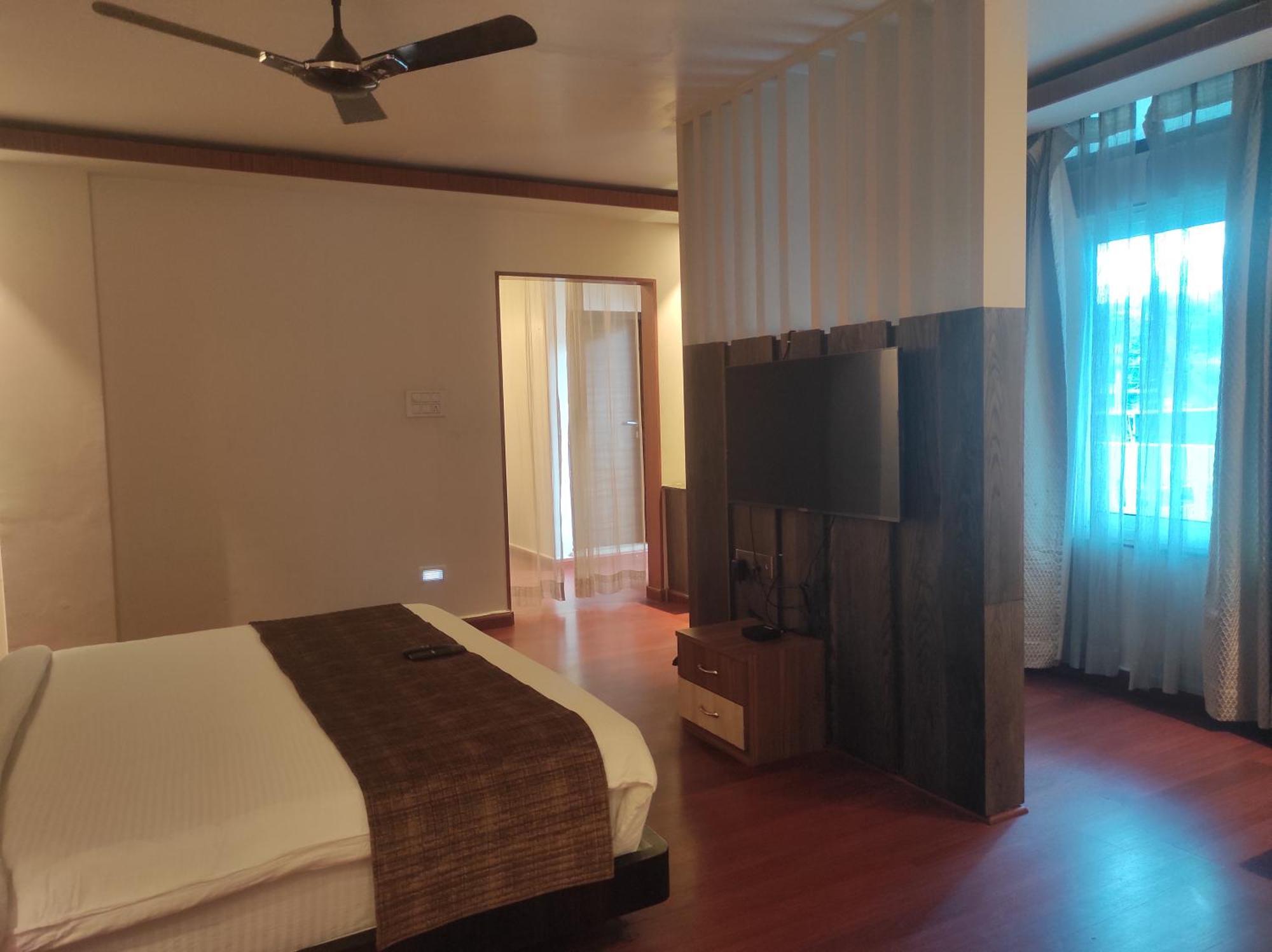 Itānagar Hotel Obsidian Blue מראה חיצוני תמונה